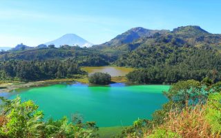 Tempat Wisata Pegunungan yang Sejuk di Indonesia